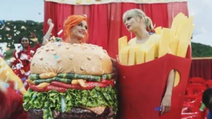 Read more about the article 298 Tasty and Hilarious Taylor Swift Food Puns 2025