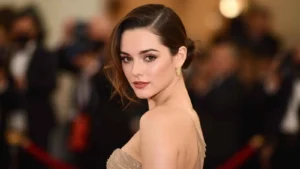 Read more about the article Emmy Rossum Net Worth 2026: Salary, Shameless Earnings & Career Income